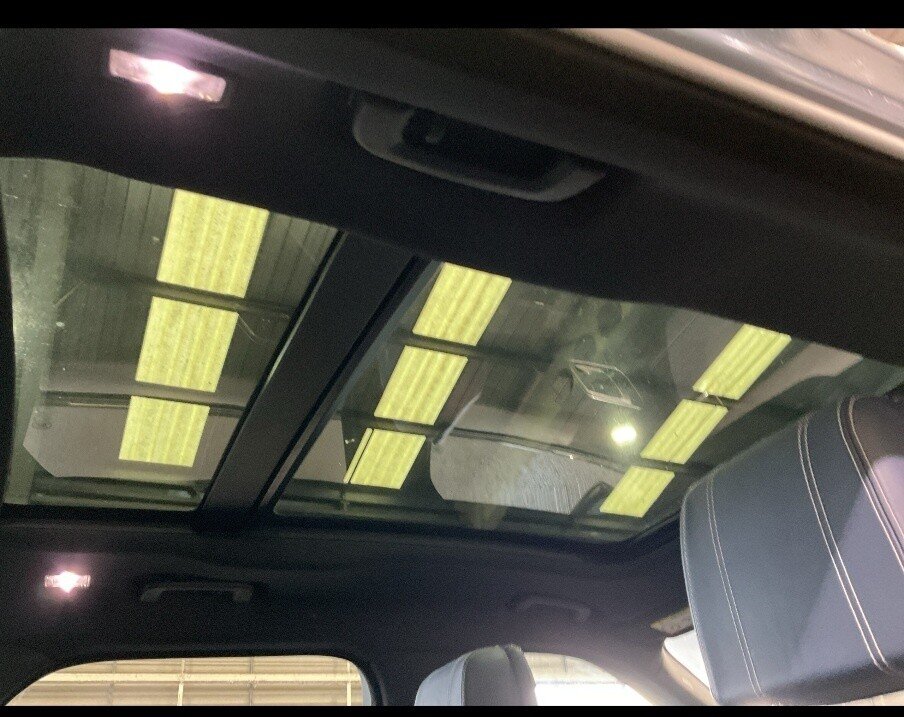 Used Land Rover Range Rover Velar 2017 for sale - 77891026: Photo 11