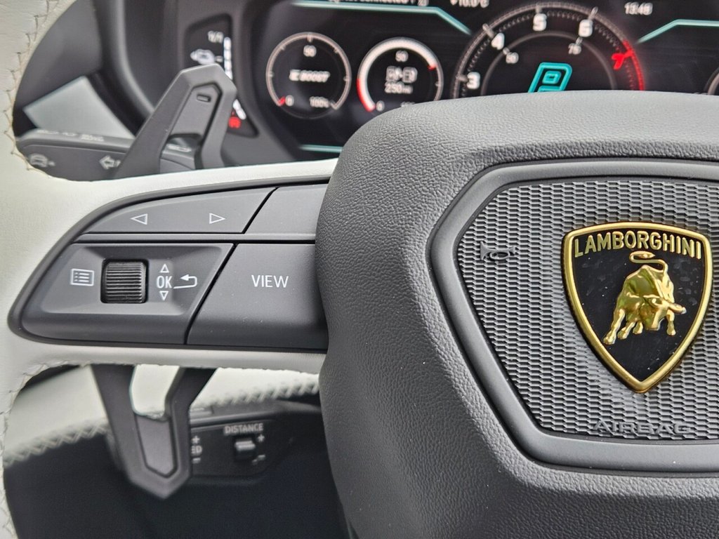 Used Lamborghini Urus 2025 for sale - 77521236: Photo 46