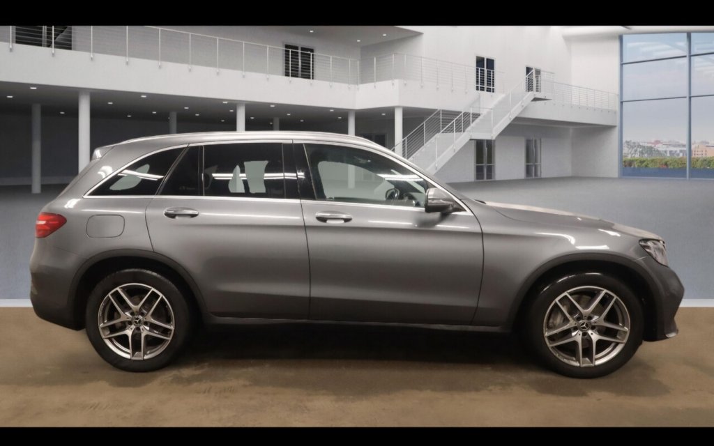 Used Mercedes-Benz GLC 2017 for sale - 77571540: Photo 3