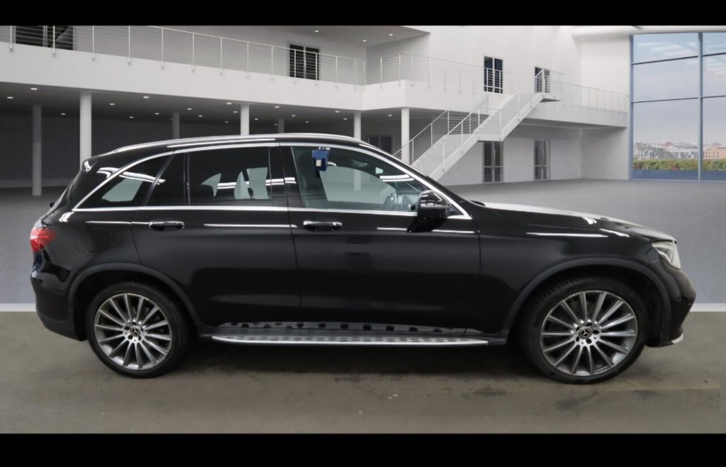 Used Mercedes-Benz GLC 2017 for sale - 78017001: Photo 3
