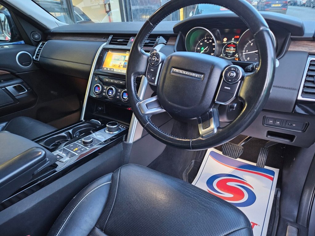 Used Land Rover Discovery 2017 for sale - 77153880: Photo 5