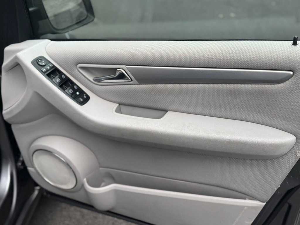 Used Mercedes-Benz A-Class 2011 for sale - 78200303: Photo 28