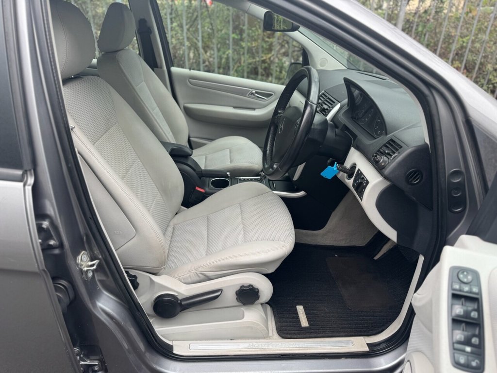 Used Mercedes-Benz A-Class 2011 for sale - 78200303: Photo 32