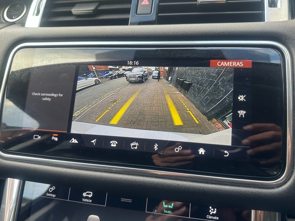 Used Land Rover Range Rover Sport 2018 for sale - 76867504: Photo 13