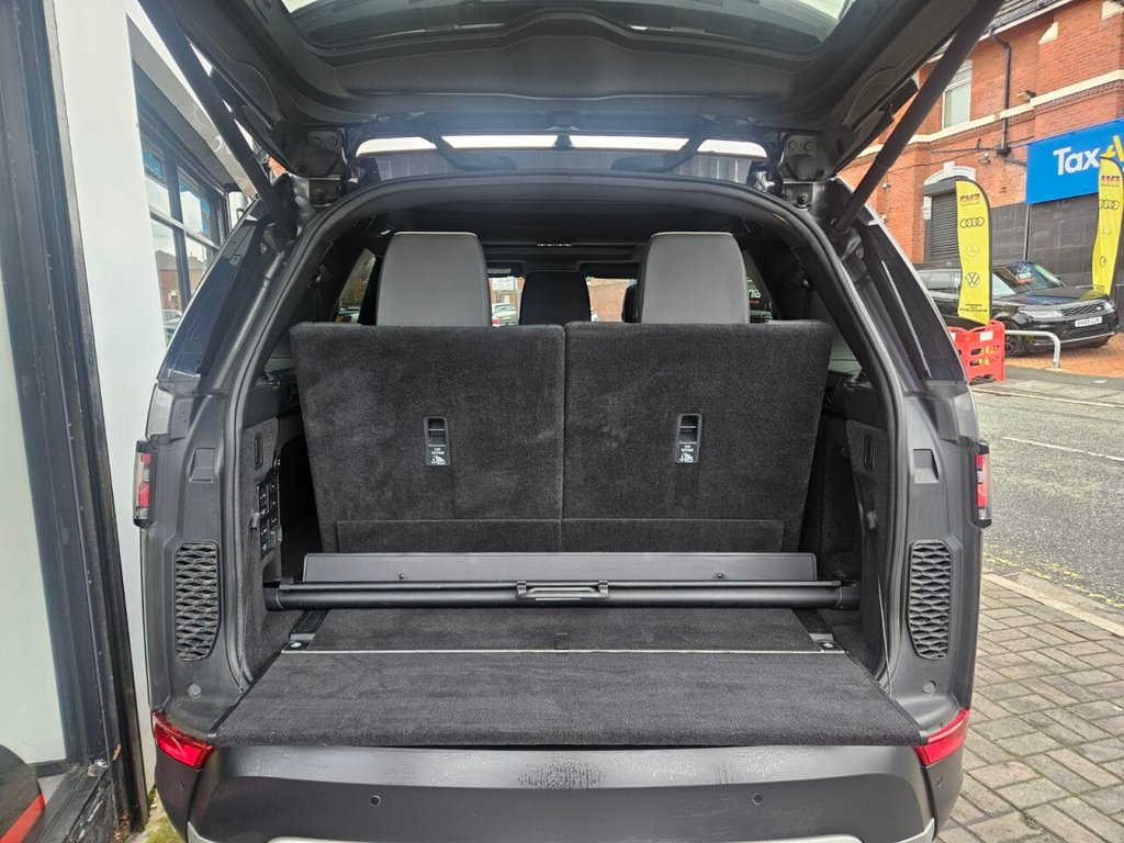 Used Land Rover Discovery 2017 for sale - 77780256: Photo 46