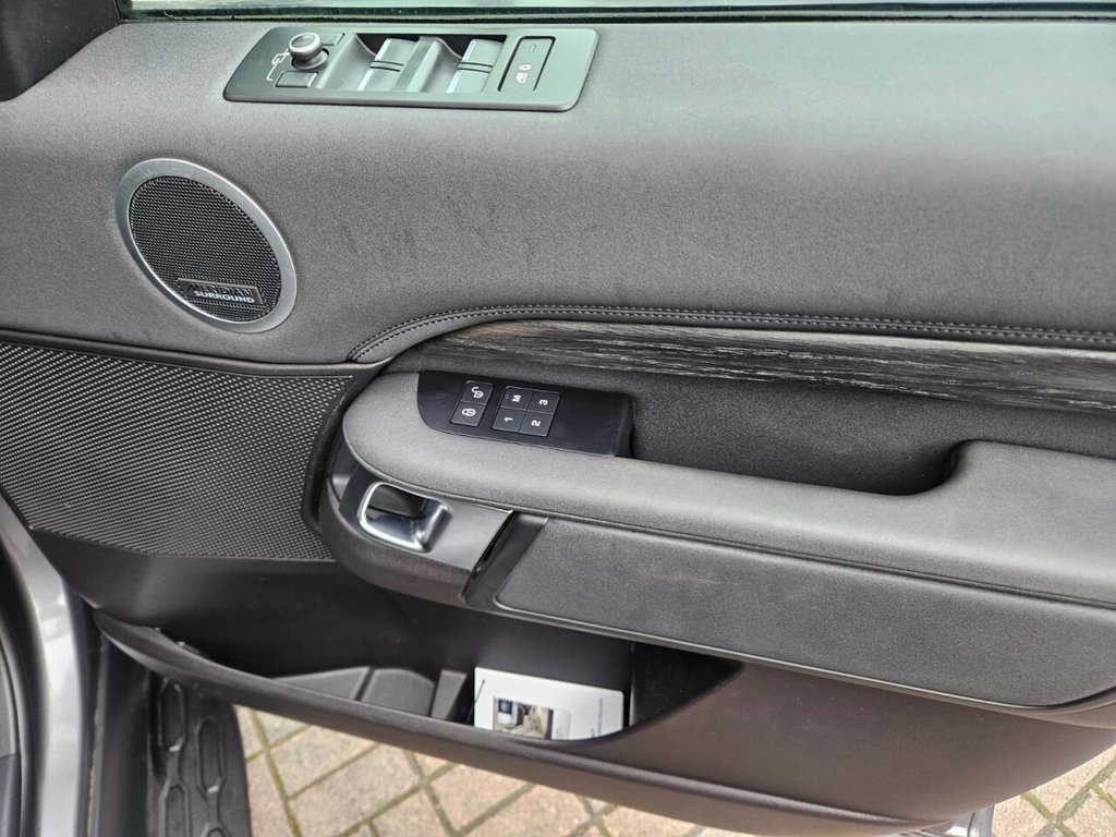 Used Land Rover Discovery 2017 for sale - 77780256: Photo 48