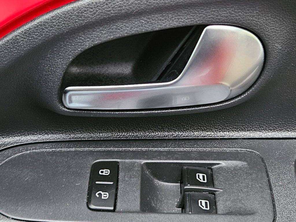 Used Volkswagen up! 2017 for sale - 76867432: Photo 30