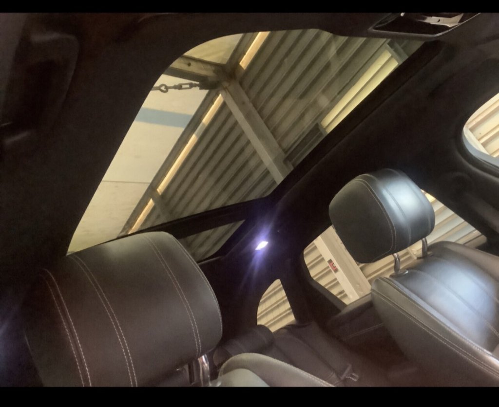 Used Land Rover Range Rover Velar 2017 for sale - 76867586: Photo 11