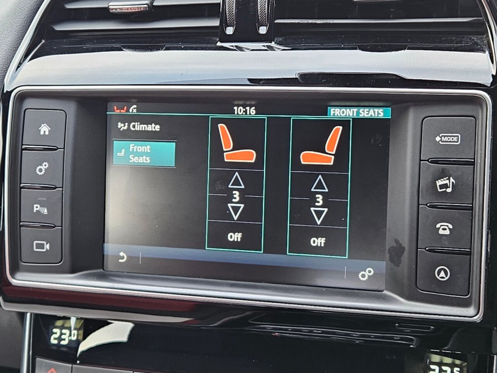 Used Jaguar XE 2016 for sale - 77088961: Photo 33