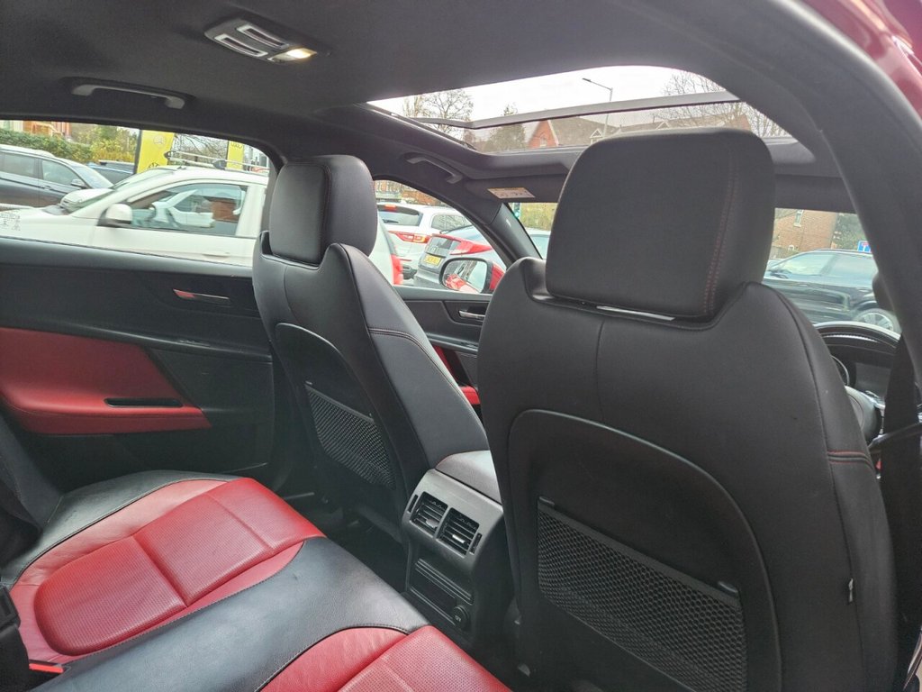 Used Jaguar XE 2016 for sale - 77088961: Photo 9