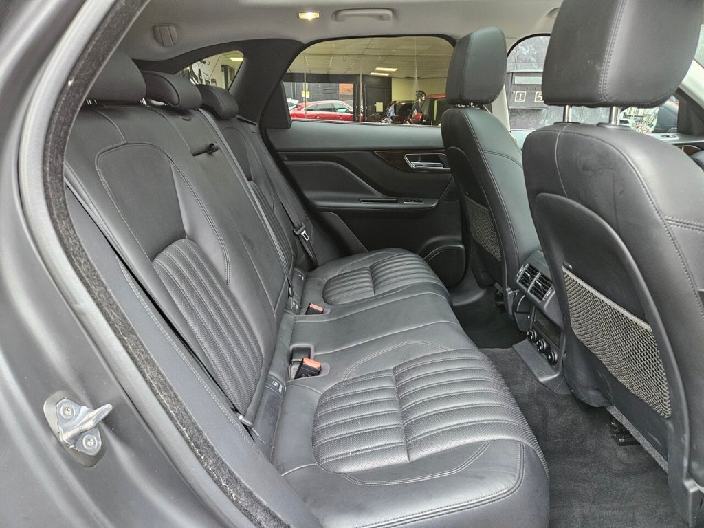 Used Jaguar F-Pace 2018 for sale - 77739688: Photo 22