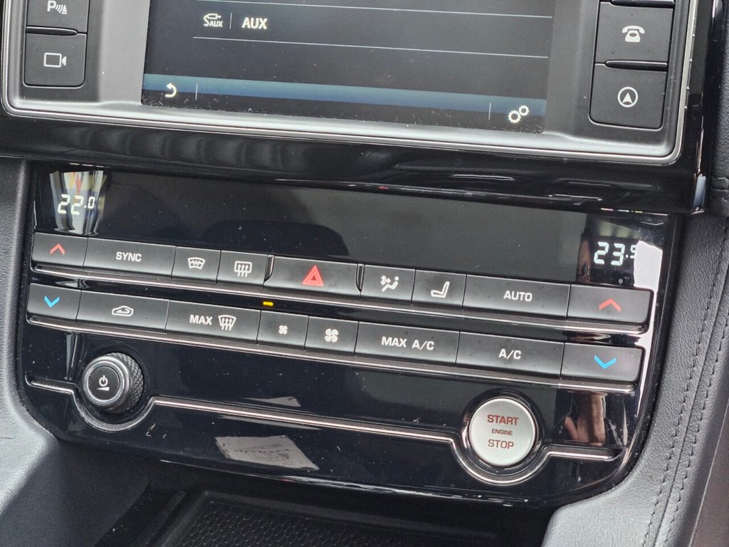 Used Jaguar F-Pace 2018 for sale - 77739688: Photo 33