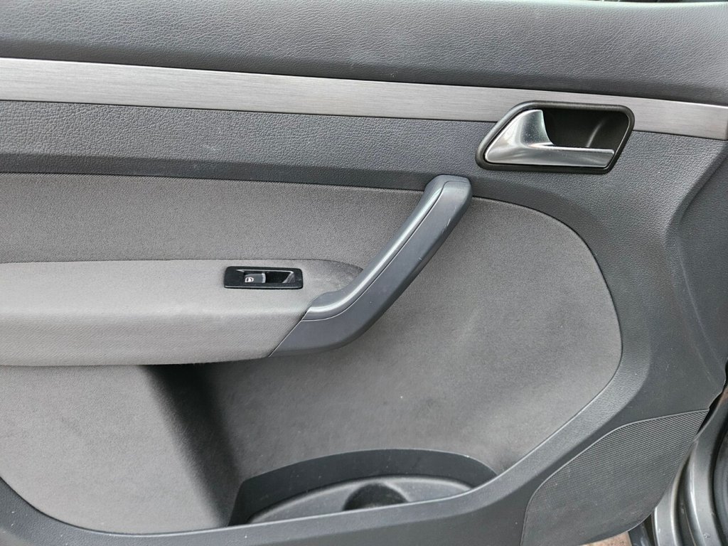 Used Volkswagen Touran 2013 for sale - 77096731: Photo 22