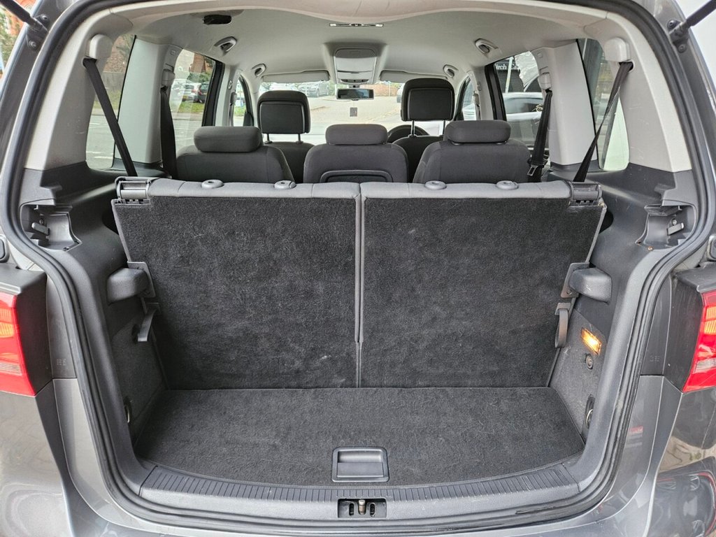 Used Volkswagen Touran 2013 for sale - 77096731: Photo 25