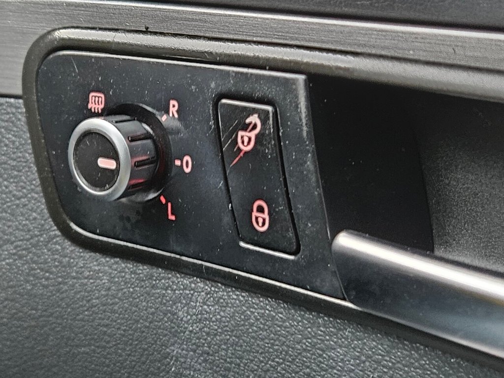 Used Volkswagen Touran 2013 for sale - 77096731: Photo 30