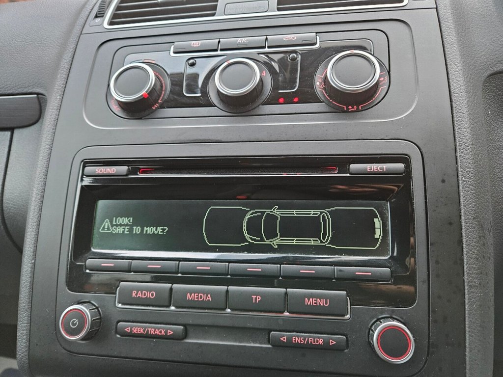 Used Volkswagen Touran 2013 for sale - 77096731: Photo 38