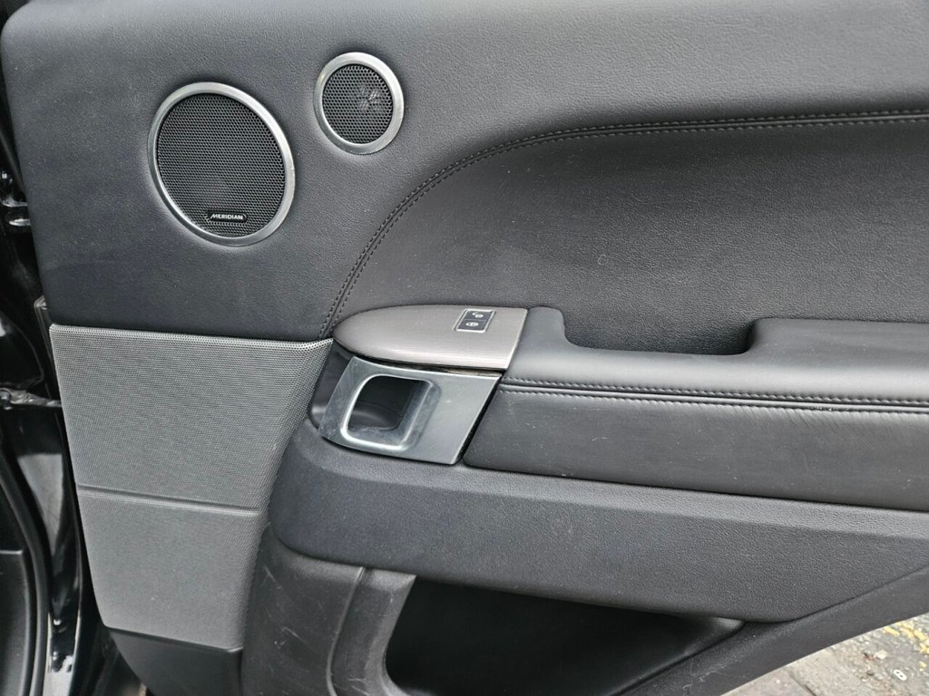 Used Land Rover Range Rover Sport 2018 for sale - 77212837: Photo 41