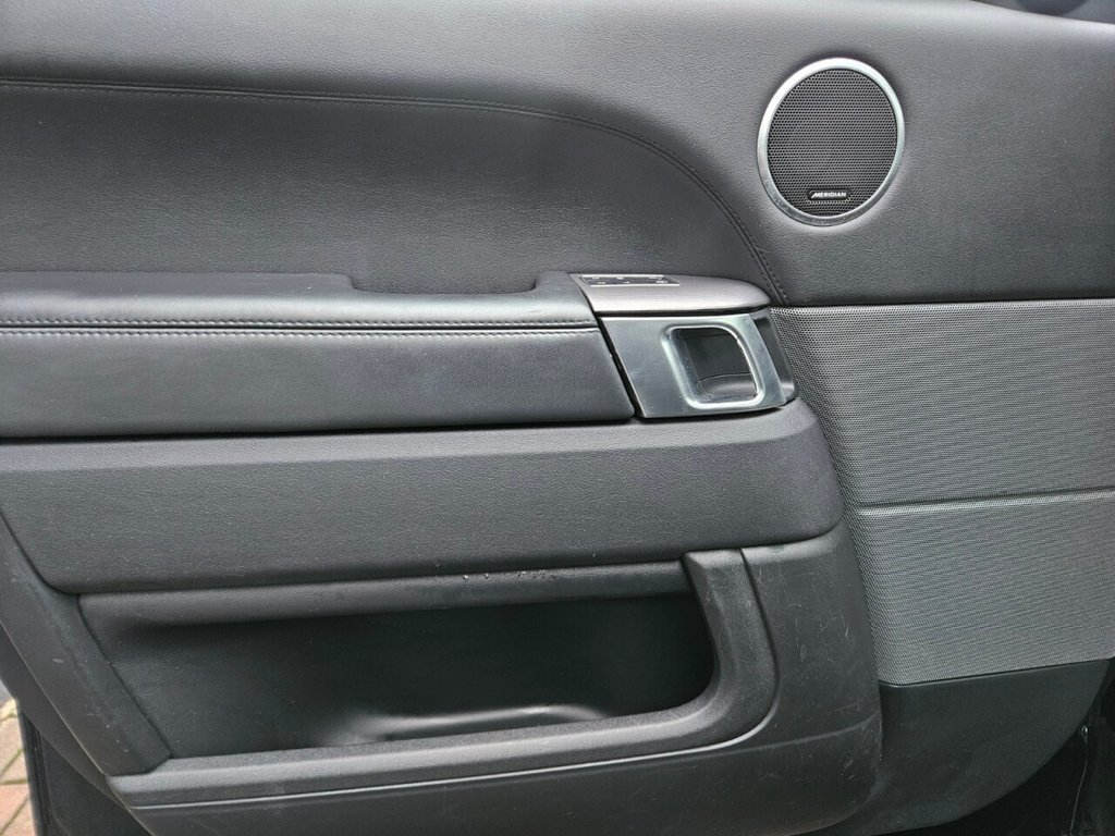 Used Land Rover Range Rover Sport 2018 for sale - 77212837: Photo 44