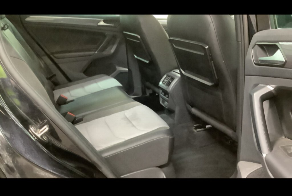 Used Volkswagen Tiguan 2017 for sale - 76950160: Photo 11