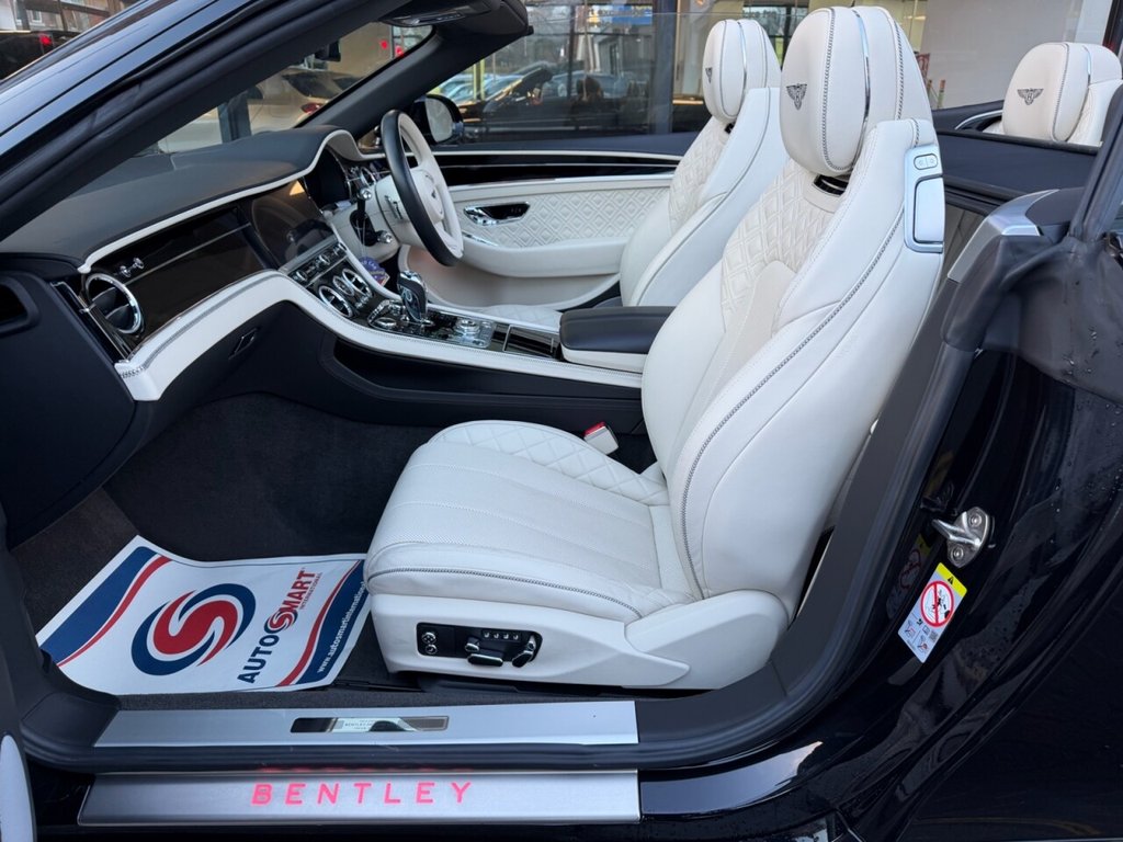 Used Bentley Continental 2021 for sale - 77780300: Photo 13