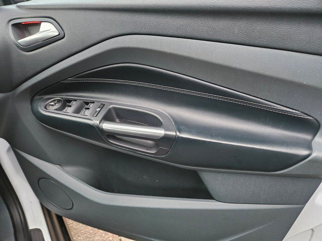 Used Ford C-Max 2014 for sale - 77020472: Photo 21