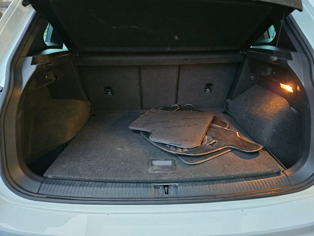 Used Volkswagen Tiguan 2016 for sale - 76867616: Photo 40