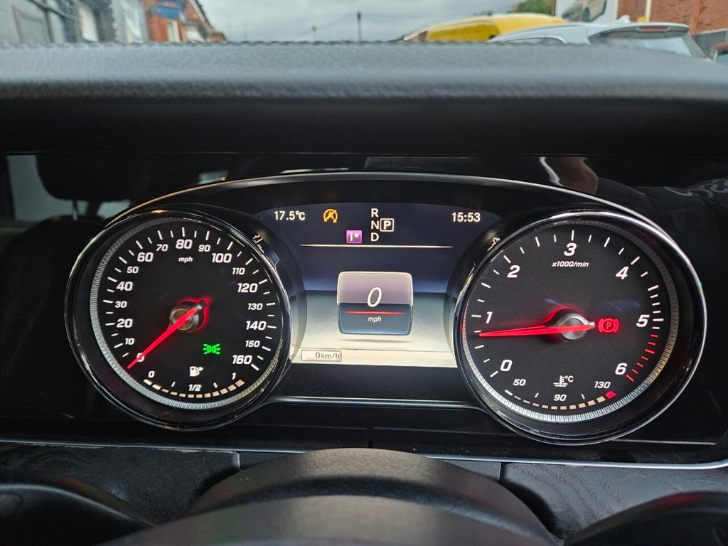 Used Mercedes-Benz E Class 2017 for sale - 76867389: Photo 28