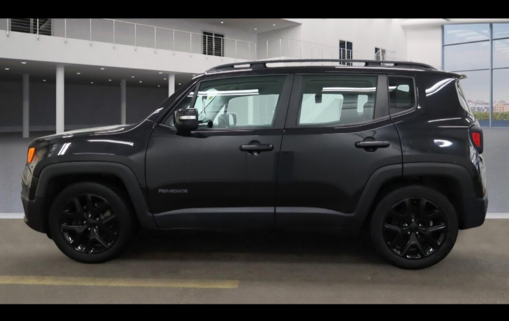 Used Jeep Renegade 2016 for sale - 76867650: Photo 4