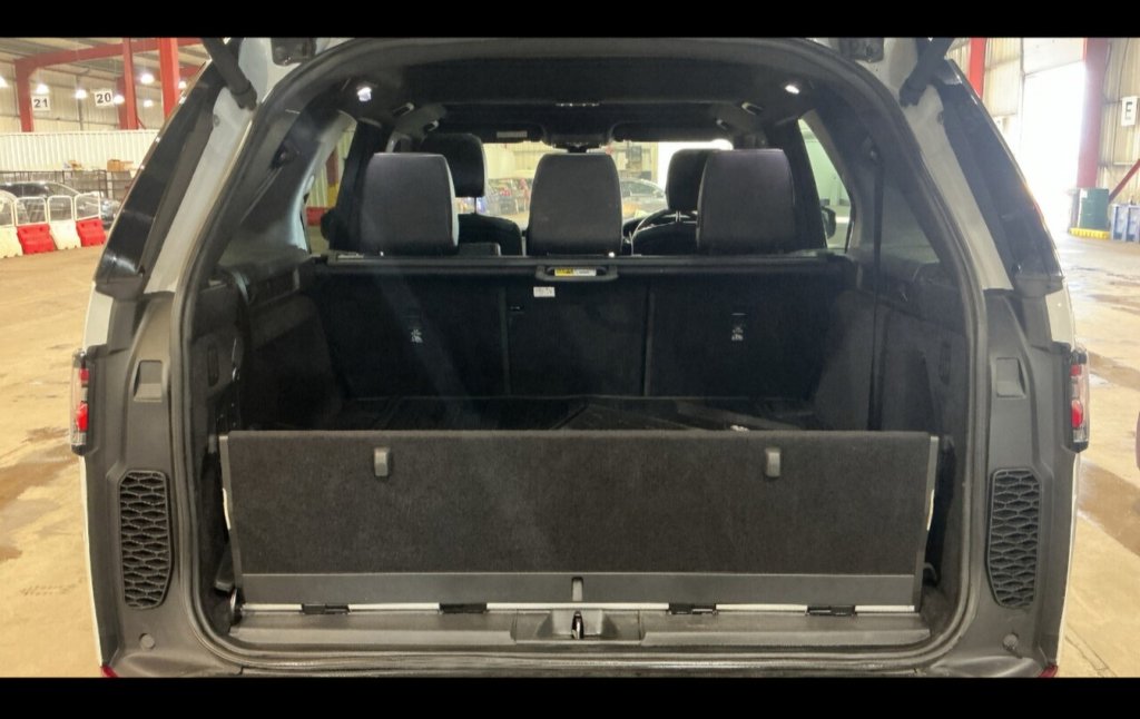 Used Land Rover Discovery 2017 for sale - 77891108: Photo 12