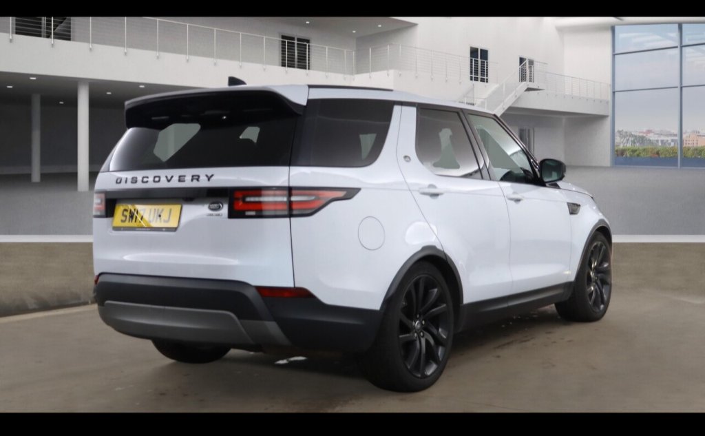 Used Land Rover Discovery 2017 for sale - 77891108: Photo 6