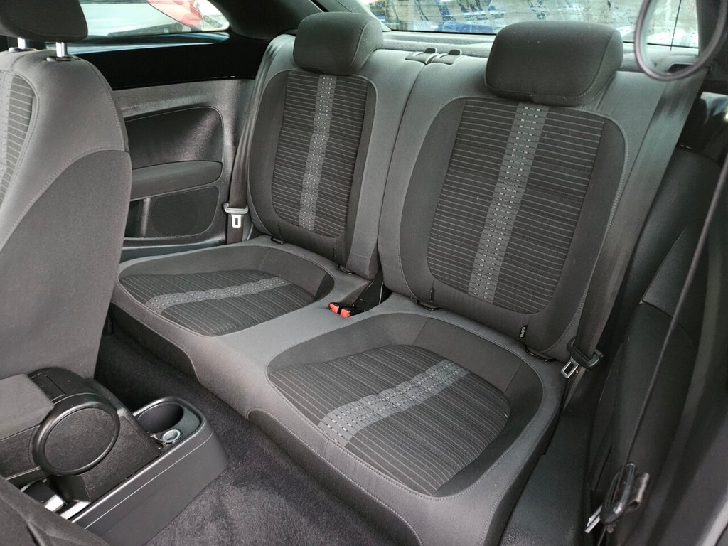 Used Volkswagen Beetle 2013 for sale - 76867614: Photo 18