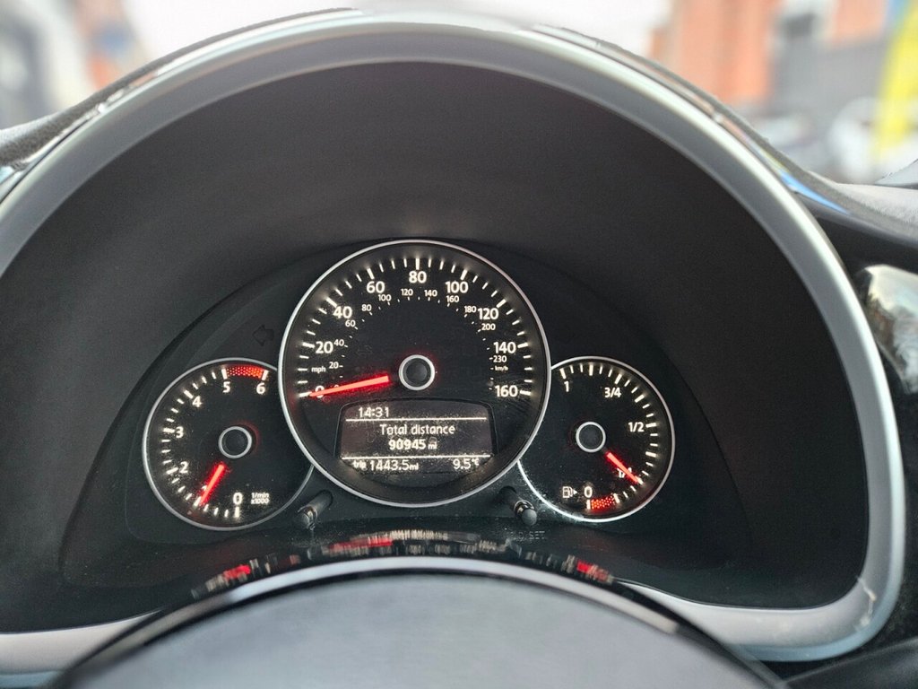 Used Volkswagen Beetle 2013 for sale - 76867614: Photo 22