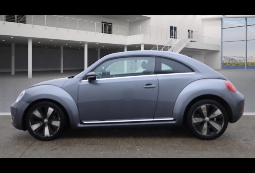Used Volkswagen Beetle 2013 for sale - 76867614: Photo 4