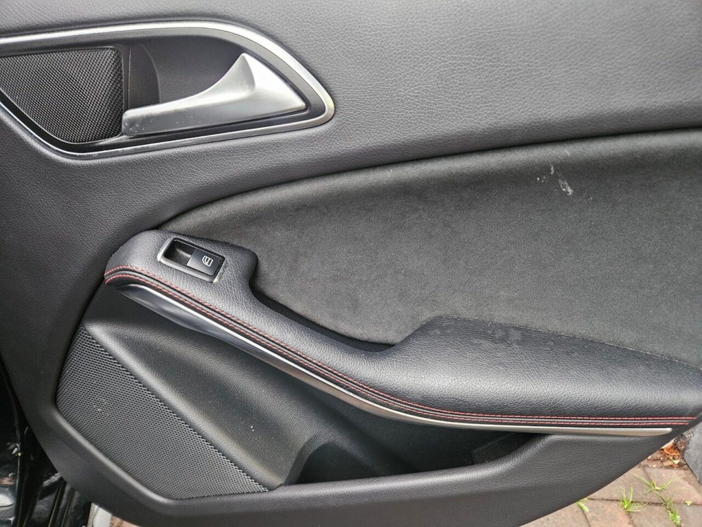 Used Mercedes-Benz A-Class 2016 for sale - 76867365: Photo 40