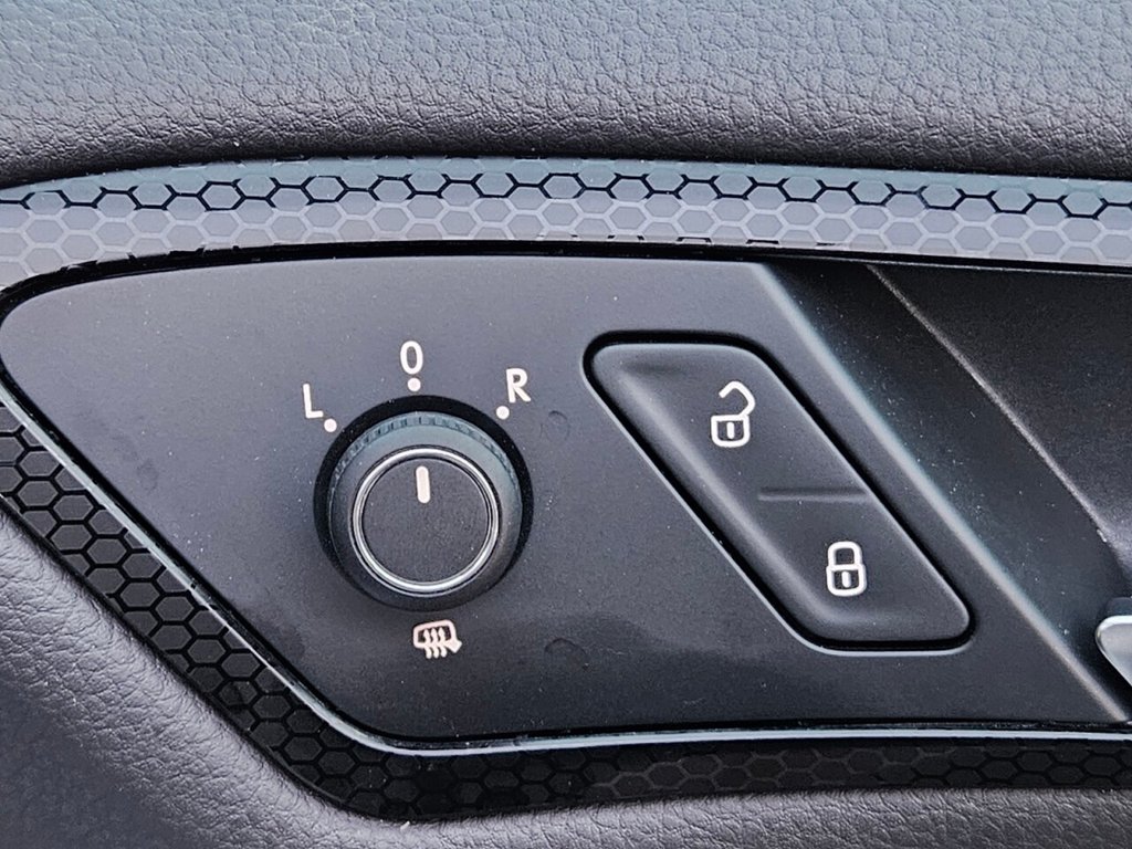 Used Volkswagen Golf 2017 for sale - 76867331: Photo 19