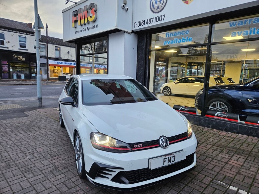 Used Volkswagen Golf 2017 for sale - 76867331: Photo 2