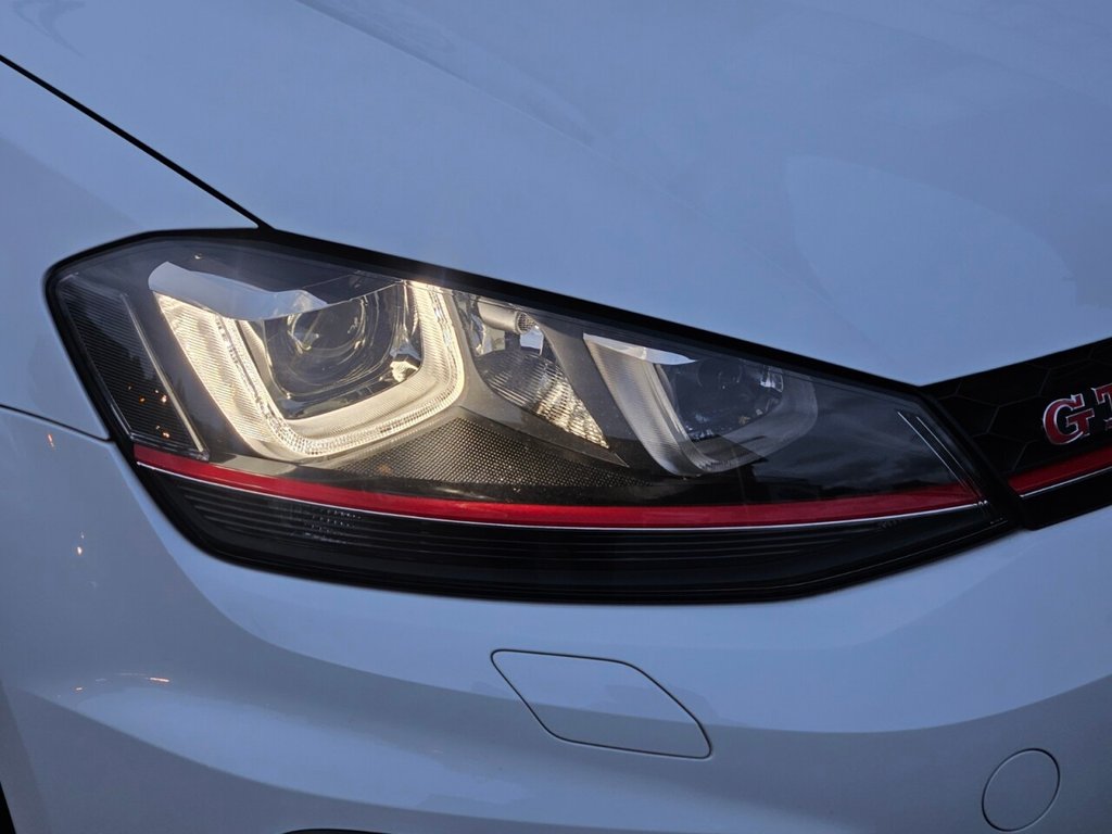 Used Volkswagen Golf 2017 for sale - 76867331: Photo 4