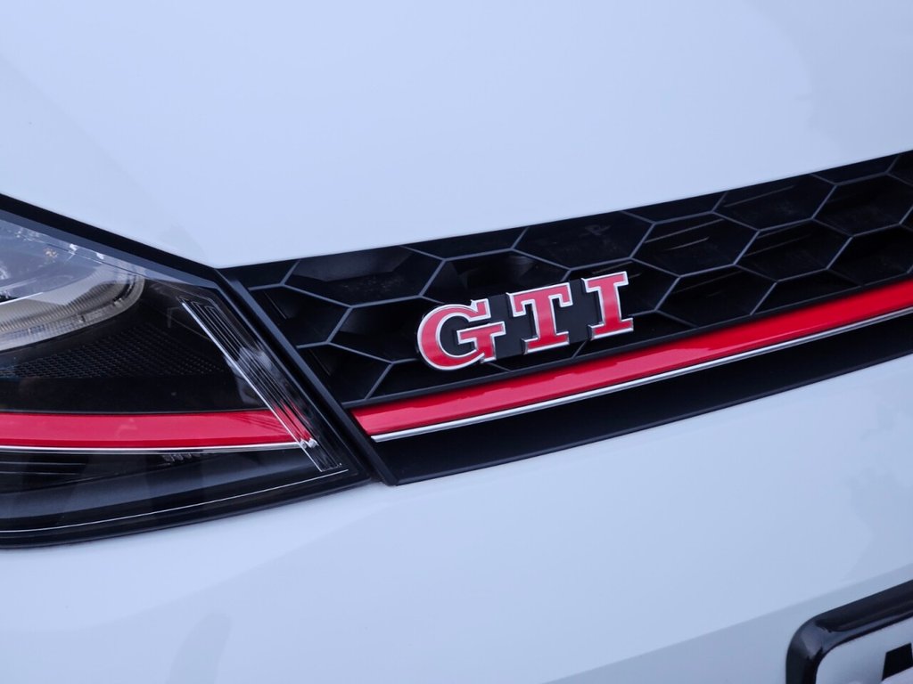 Used Volkswagen Golf 2017 for sale - 76867331: Photo 6