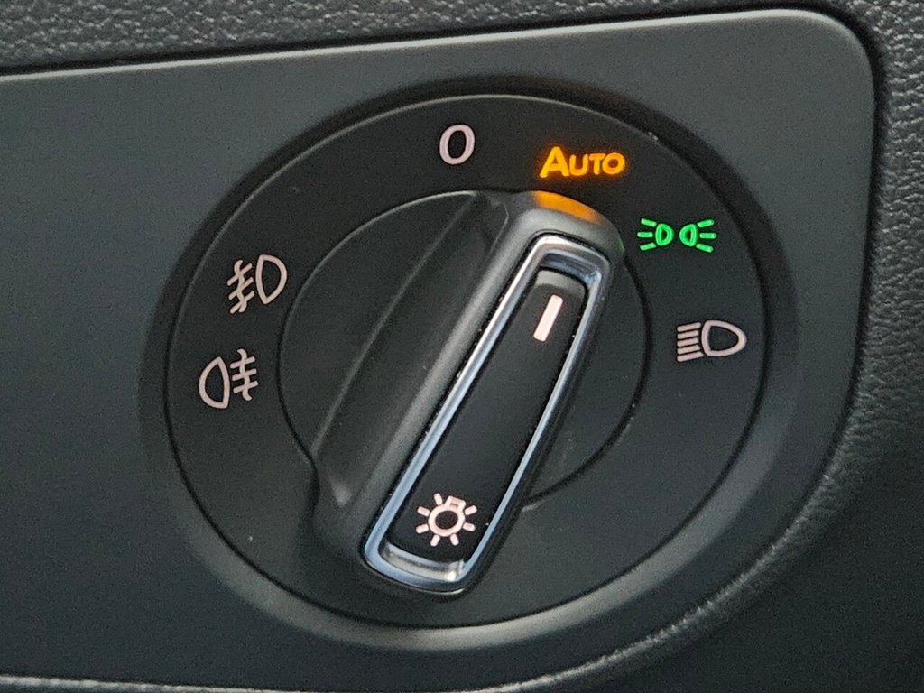 Used Volkswagen Tiguan 2018 for sale - 76867722: Photo 38