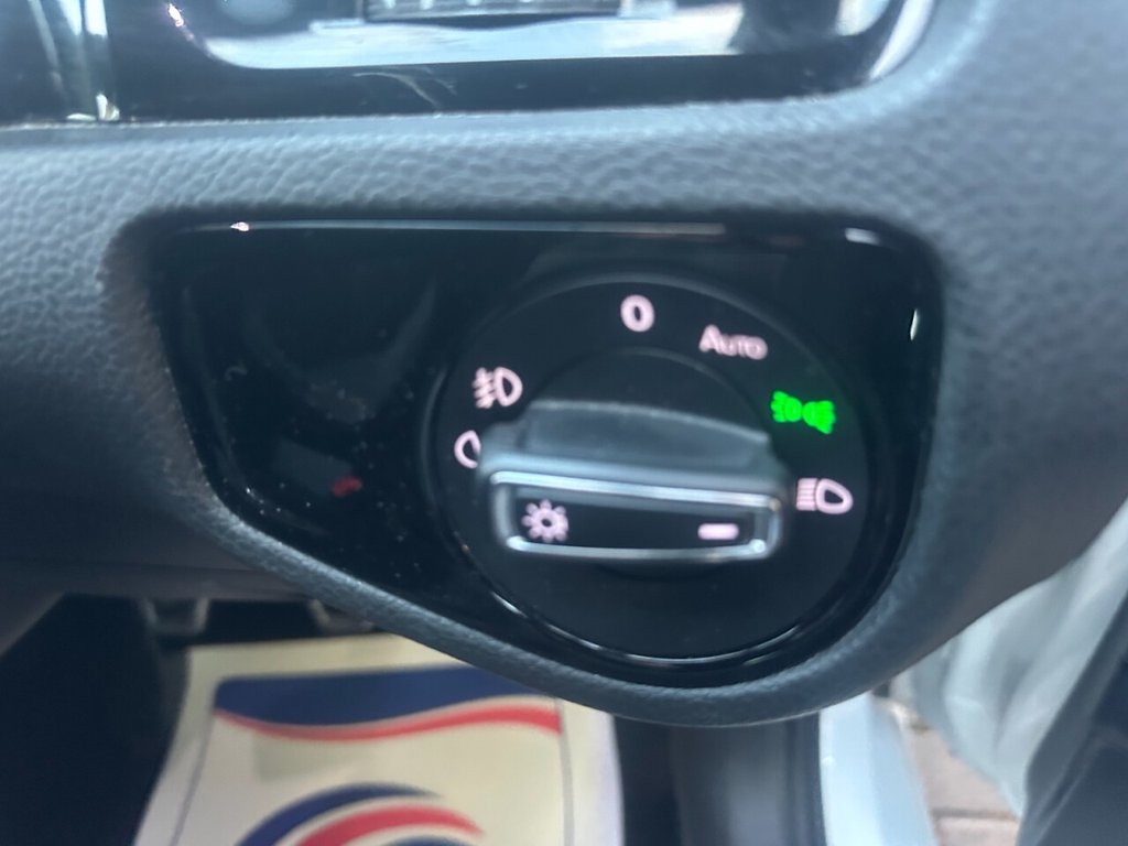 Used Volkswagen Golf 2017 for sale - 76867353: Photo 32