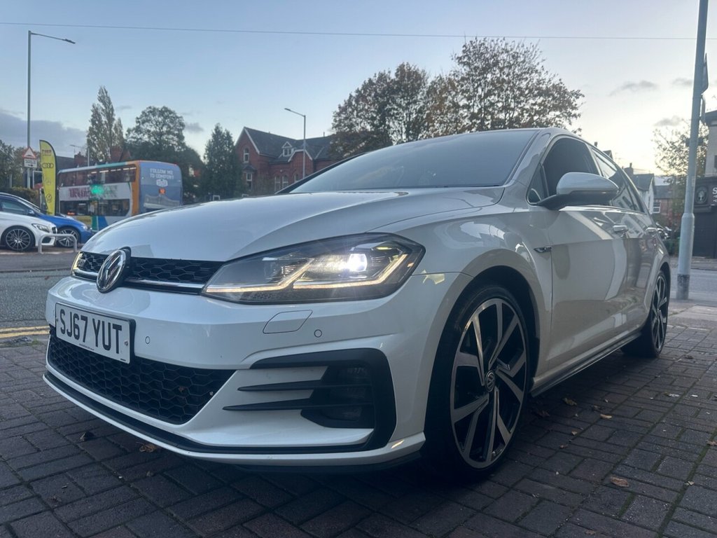 Used Volkswagen Golf 2017 for sale - 76867353: Photo 9