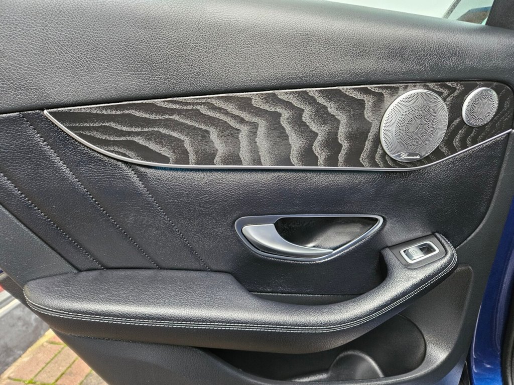 Used Mercedes-Benz GLC 2018 for sale - 76867748: Photo 41