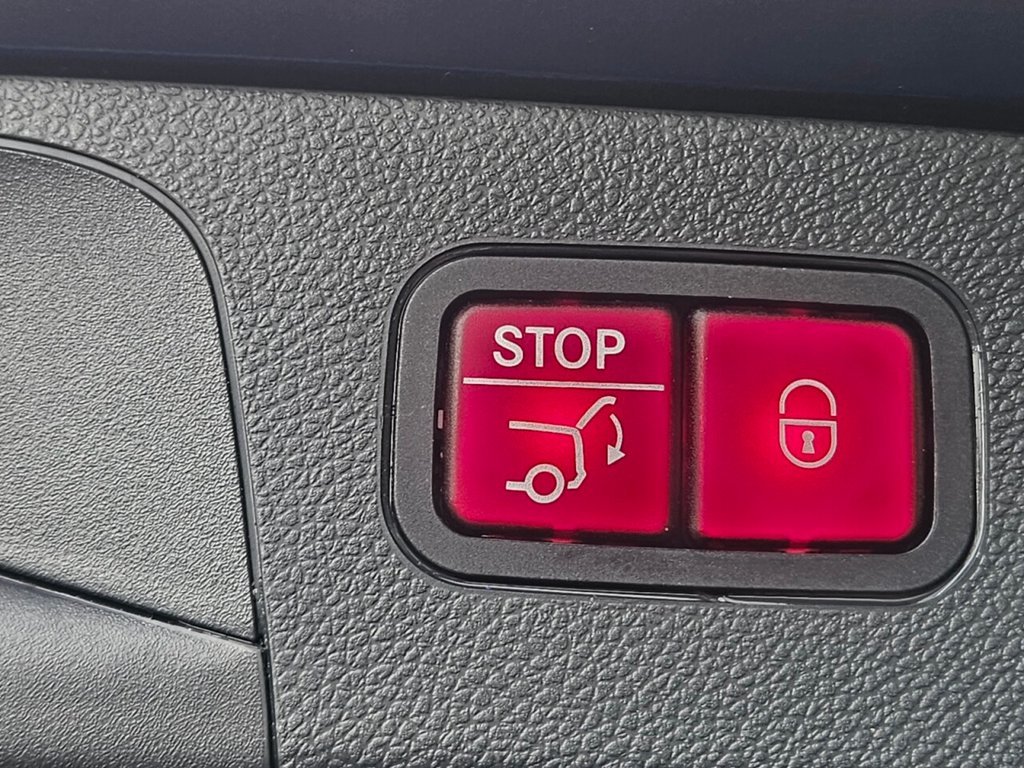 Used Mercedes-Benz GLC 2018 for sale - 76867748: Photo 42