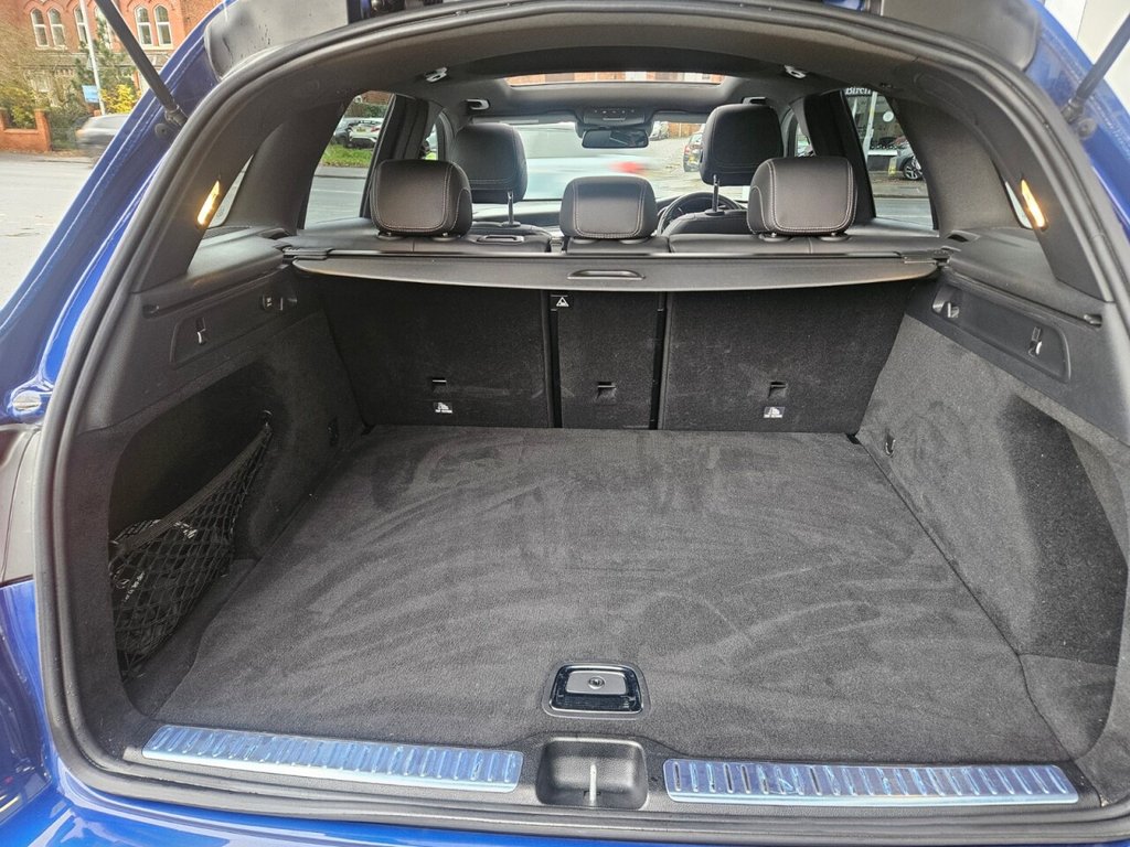 Used Mercedes-Benz GLC 2018 for sale - 76867748: Photo 44