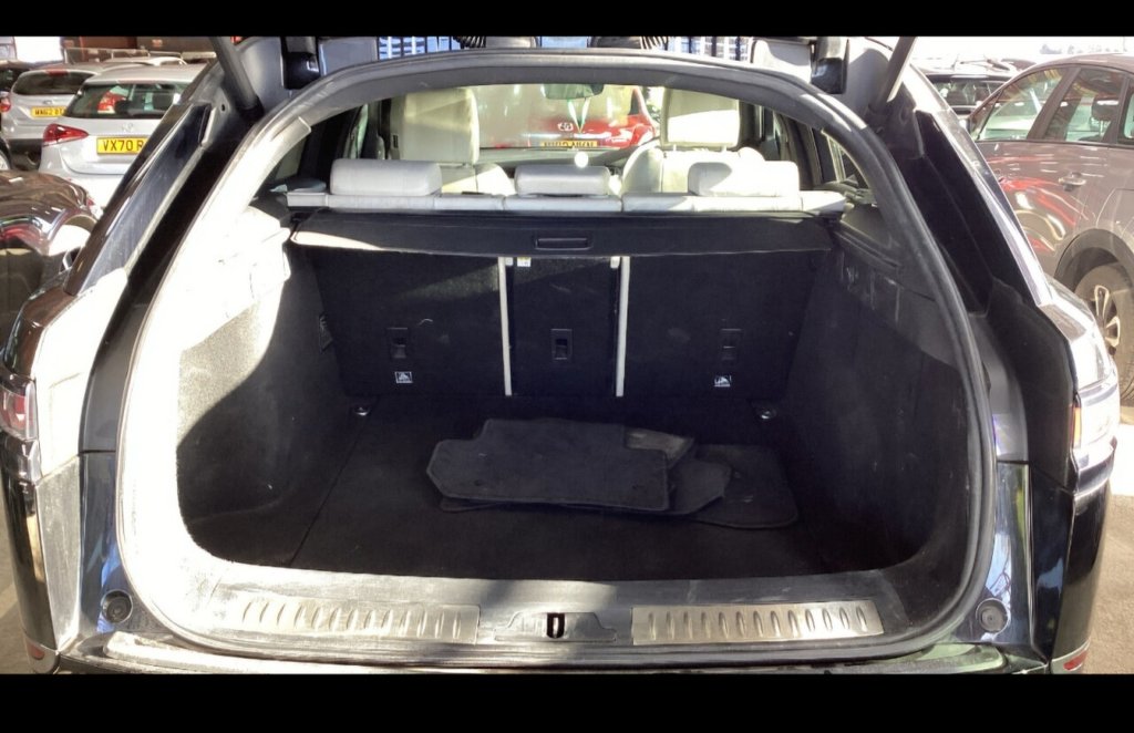 Used Land Rover Range Rover Velar 2017 for sale - 77571433: Photo 12