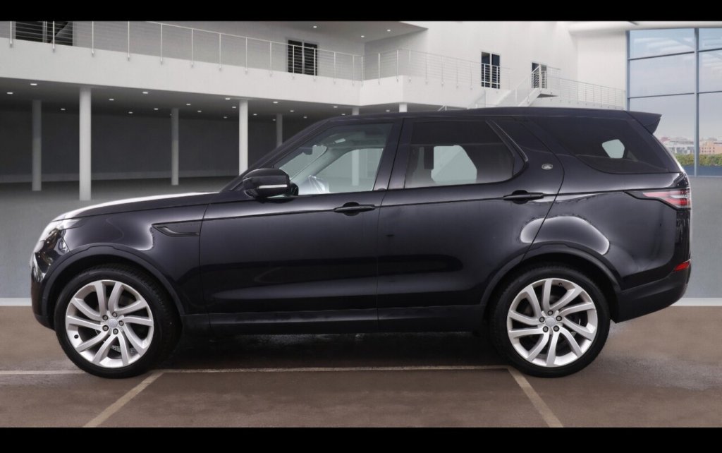 Used Land Rover Discovery 2017 for sale - 77891006: Photo 4