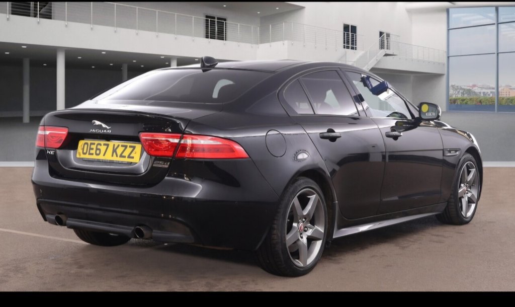 Used Jaguar XE 2017 for sale - 78016773: Photo 4