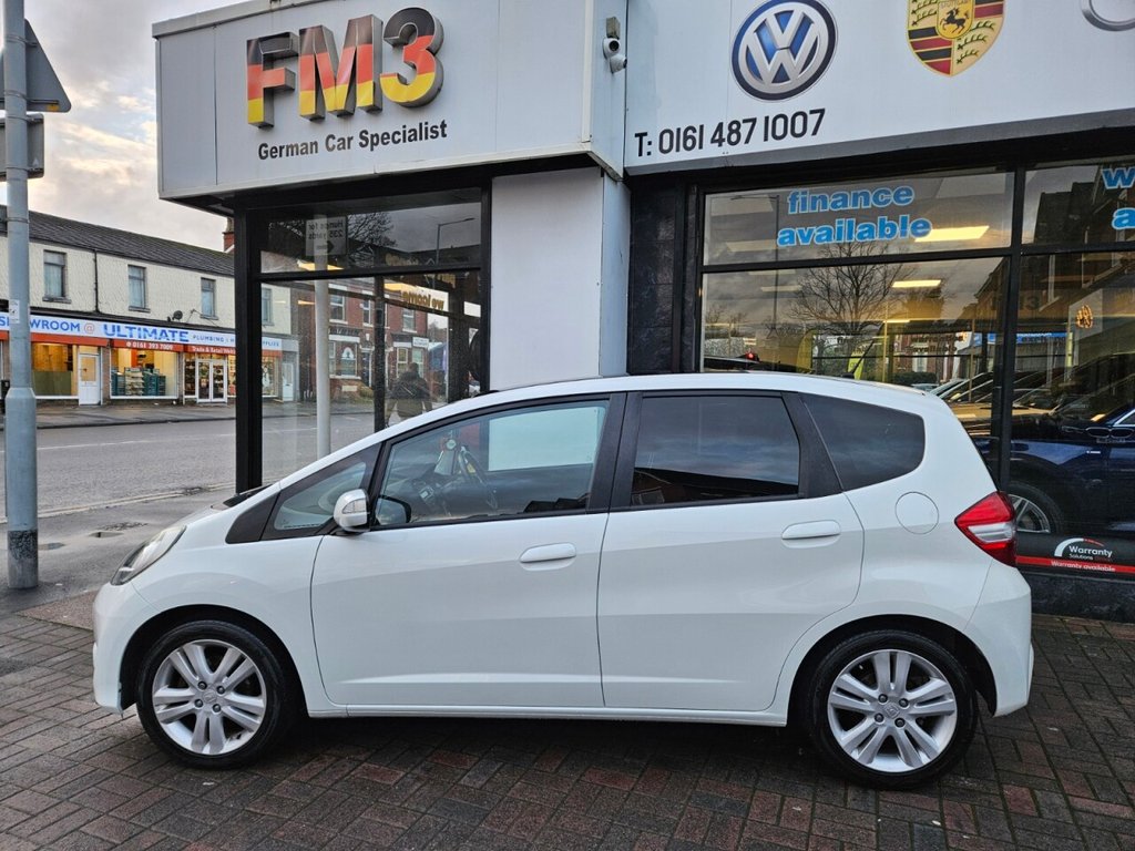 Used Honda Jazz 2013 for sale - 76867613: Photo 11