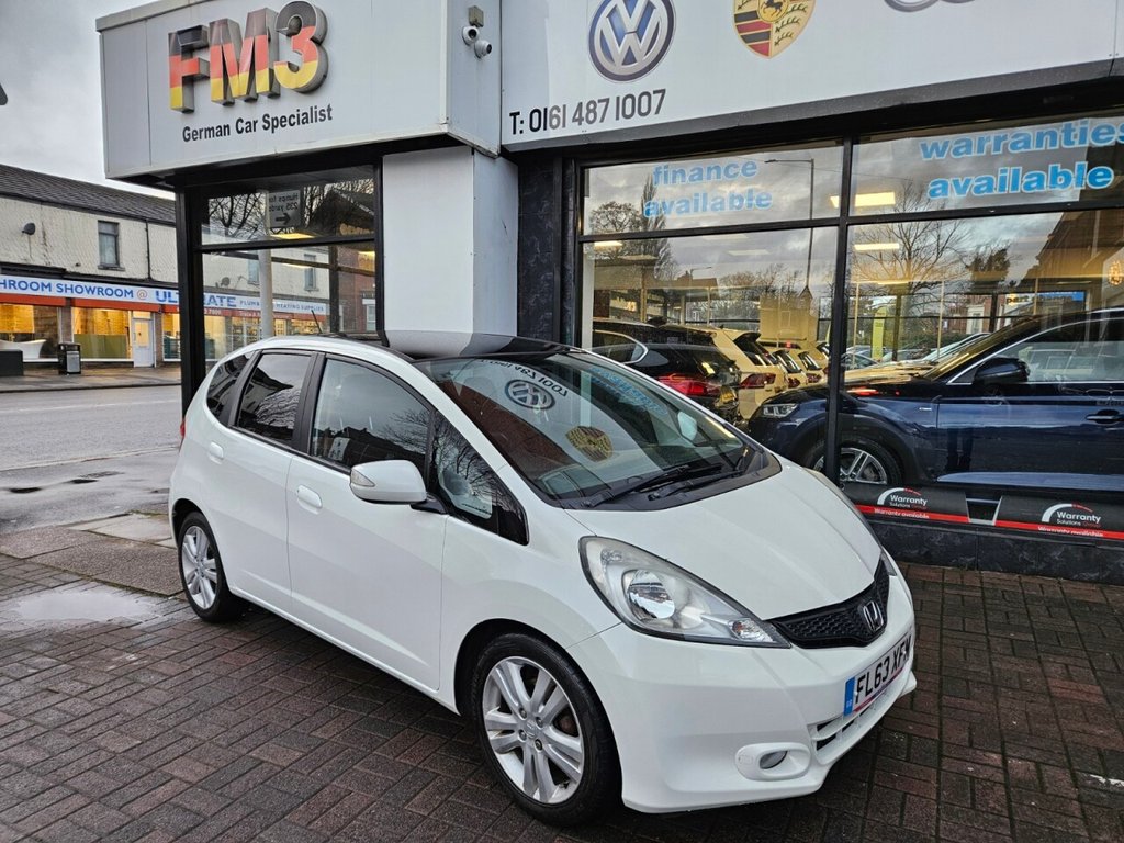 Used Honda Jazz 2013 for sale - 76867613: Photo 2