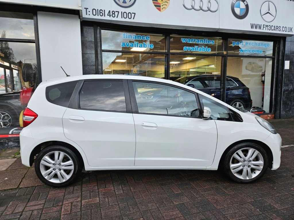 Used Honda Jazz 2013 for sale - 76867613: Photo 27